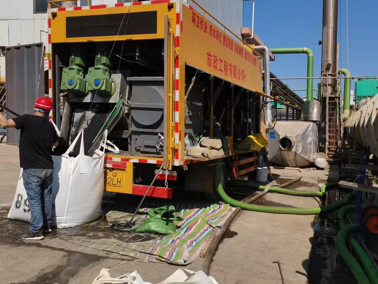 林口淤泥压干处理